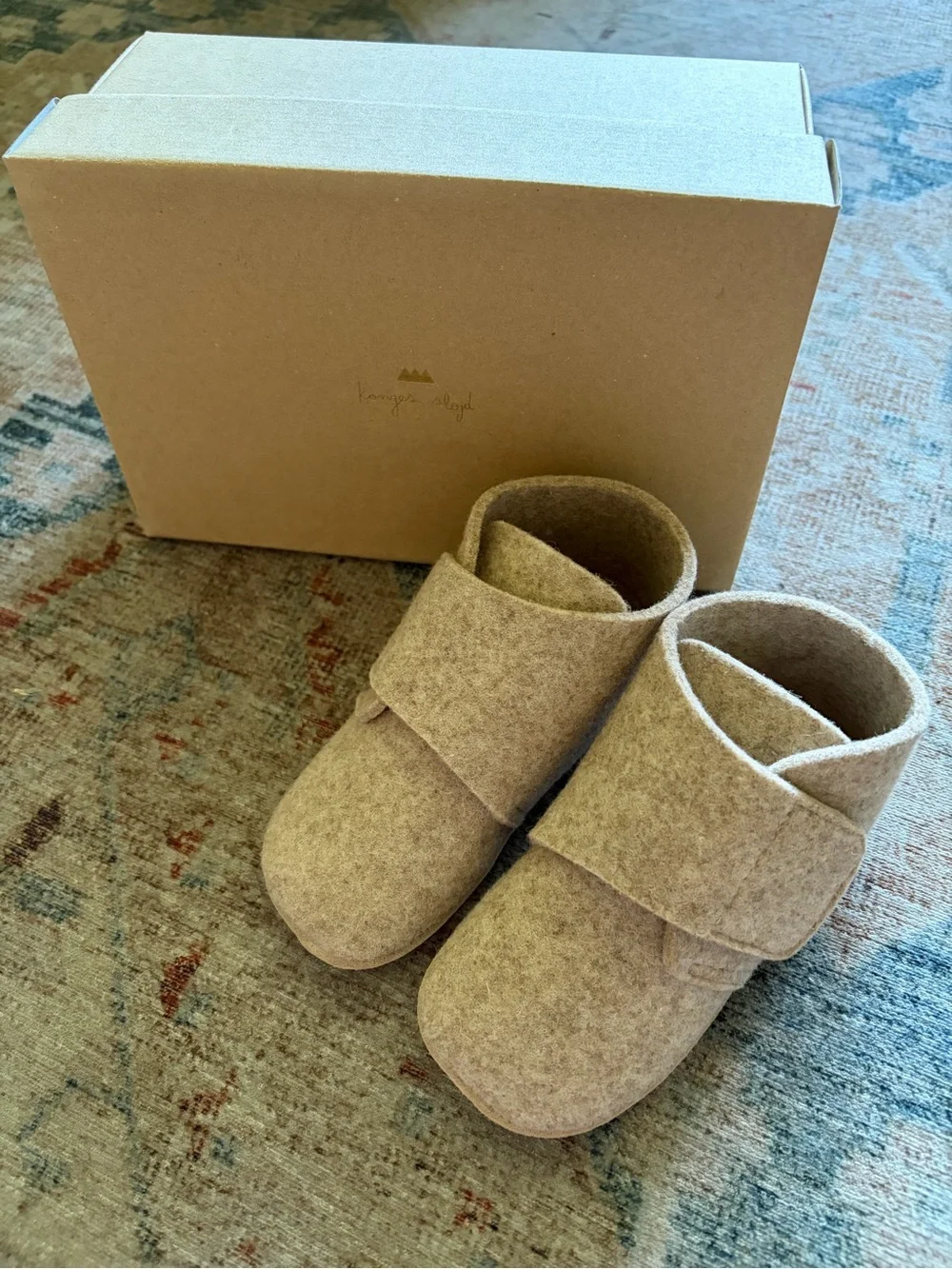 NIB $56 Konges Sløjd Mamour Felt Footies in Cameo Rose Size 10.5